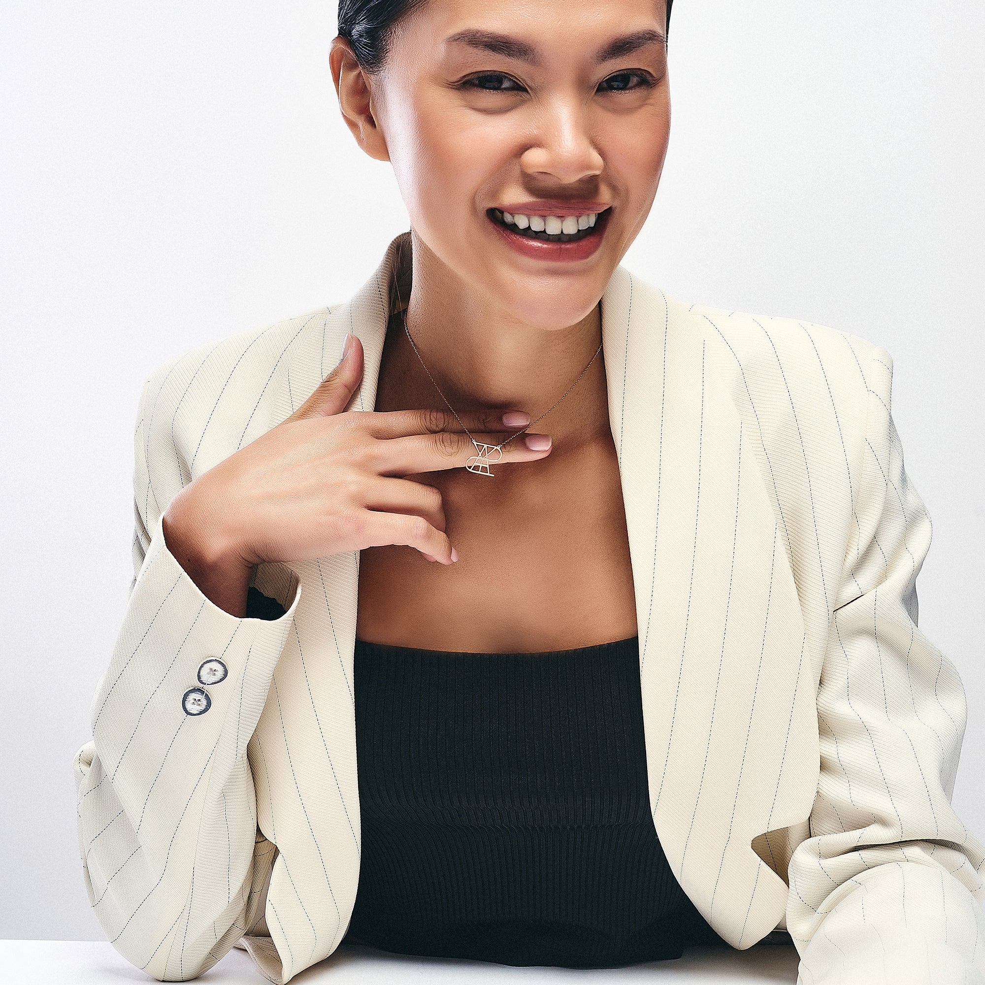 Your Style, Your Signature: Creating a Custom Logo Necklace